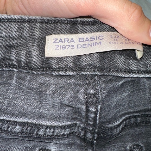 Zara basic denim jeans - size 36 - Picture 3 of 3
